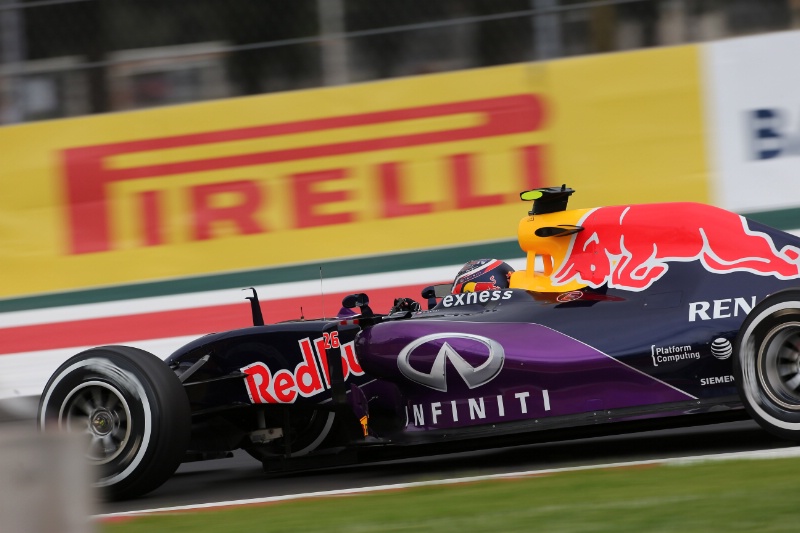 Даниил Квят: Red Bull заслуживает конкурентоспособных моторов