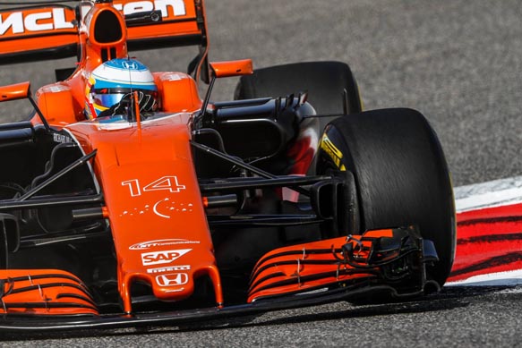 Фернандо Алонсо получит новый двигатель на гонку