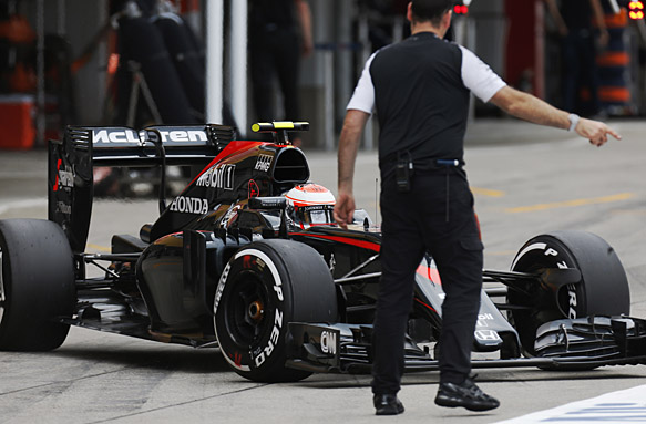 Дженсон Баттон разочарован ошибкой команды McLaren
