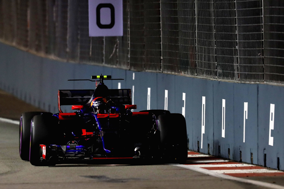 Toro Rosso перейдет на двигатели Honda